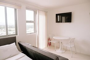 Chic & Cozy Metro Hideout