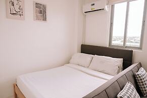 Chic & Cozy Metro Hideout