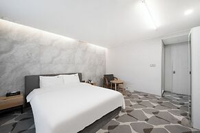 Haydn Hotel