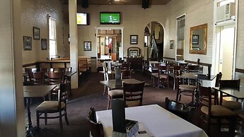 Grand Hotel Mt Morgan