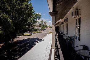 Grand Hotel Mt Morgan