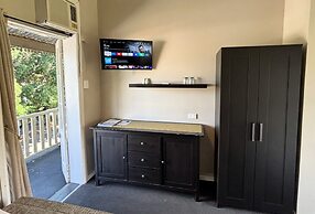 Grand Hotel Mt Morgan