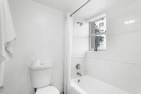 Bay Harbor Sunset Apt 3A