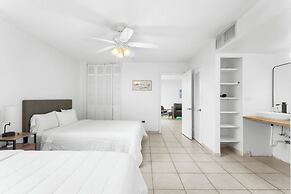 Bay Harbor Sunset Apt 3A