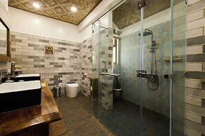 Casa Verde Cliff Resort and Spa