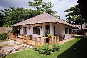 Casa Verde Cliff Resort and Spa