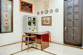 Hotel O Stasiun Cirebon Kejaksan Near Alun Alun Cirebon Formerly Famil