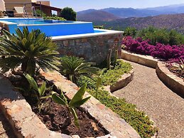 Seaview Appartment With Infinity Pool & Kitchen