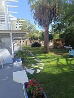 Trees Art Hotel & Suites