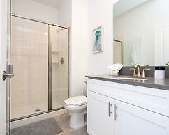 Storey Lake Resort, Private Pool, Near Famous Attractions!!