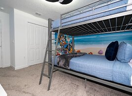 Storey Lake Resort, Private Pool, Near Famous Attractions!!