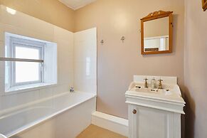 Host Stay Baliol Street