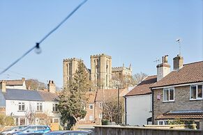 Host Stay Wellington Street