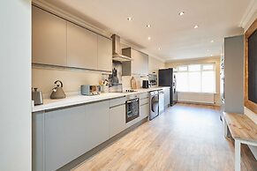 Host Stay Eskdale Escape