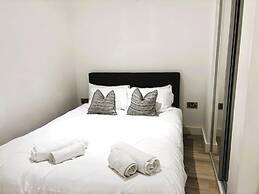 Cozy Studio in Solihull - NEC or Airport