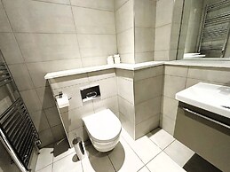 Cozy Studio in Solihull - NEC or Airport