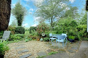 Grade II Listed Quaint Cottage in Berkswell