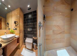 Jardin hotels teen imli