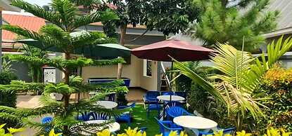 Meltonia Luxury Inn