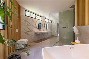 Amazing 6BR Oasis in Poblado MDE