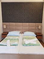 Hostel Chmielna 5 Rooms & Apartments