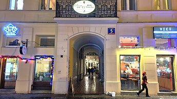 Hostel Chmielna 5 Rooms & Apartments