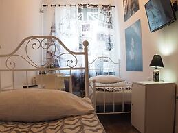 Hostel Chmielna 5 Rooms & Apartments