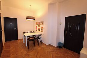 Hostel Chmielna 5 Rooms & Apartments