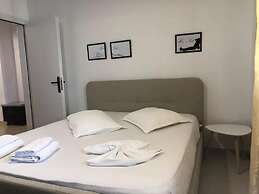 Tirent Apartment - Comfortable 1-Bedroom Stay in Fresku