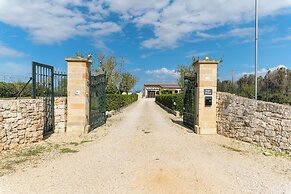 Villa Alexander & Pool Wonderful Italy