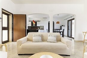 Villa Alexander & Pool Wonderful Italy