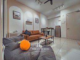 Arte Mont Kiara Luxury Suite by Stay Hub