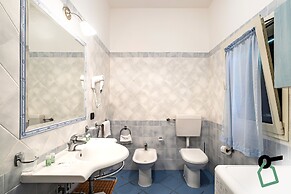 Hotiday Apartment Collection-Pugnochiuso