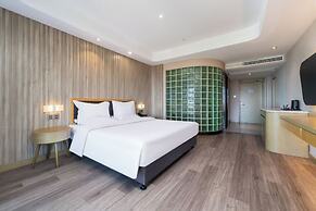 World Hotel Weihai Bathing Beach