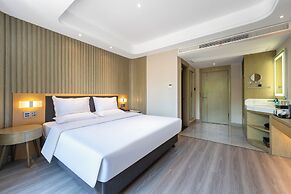 World Hotel Weihai Bathing Beach