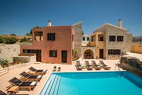 Phaistos Villas - Villa Dafne Poolside Gem