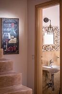 Phaistos Villas - Villa Dafne Poolside Gem