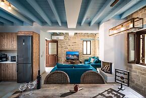 Phaistos Villas - Villa Erato Poolside Luxury Gem