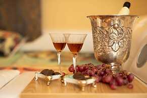 Athena Pegasus Suites - Medousia Spa Luxury Escape