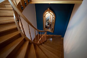 Athena Pegasus Suites - Medousia Spa Luxury Escape