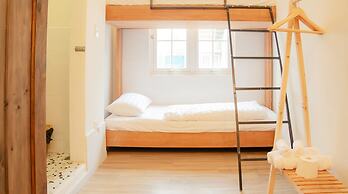 Hoang Yen Hotel & Coffee