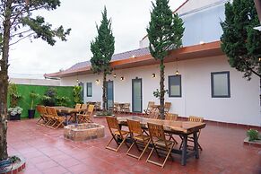 Hoang Yen Hotel & Coffee