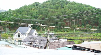 Hoang Yen Hotel & Coffee