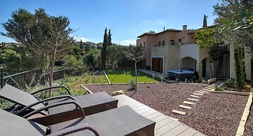 Junior Villa Iz01 Idalium