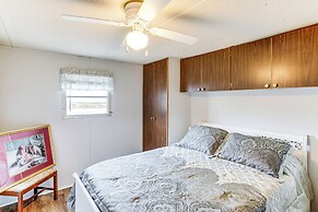 1 Mi to Lake Murray: Pet-friendly Home w/ Deck