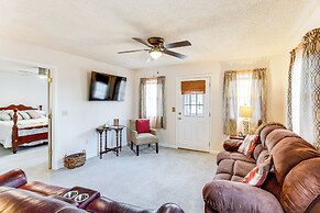 1 Mi to Lake Murray: Pet-friendly Home w/ Deck