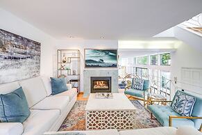 Swim, Golf & Relax: Luxe Townhome in Aptos