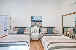 Swim, Golf & Relax: Luxe Townhome in Aptos