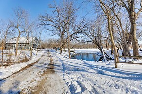 Riverside Retreat Near Trails in Johnson Creek