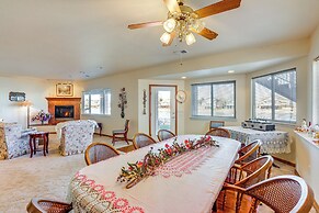 7 Mi to Dtwn Denver: Lakefront Gem w/ Dock!